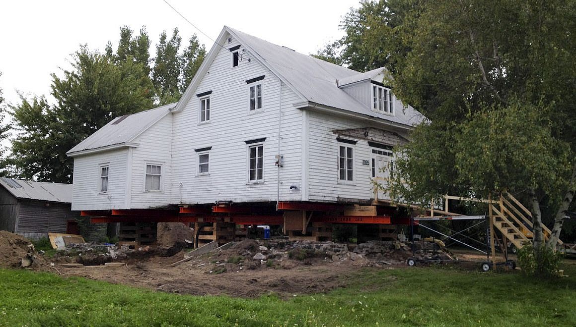 soulevement-maison-blanche-creation-fondation-entreprises-marcotte_web